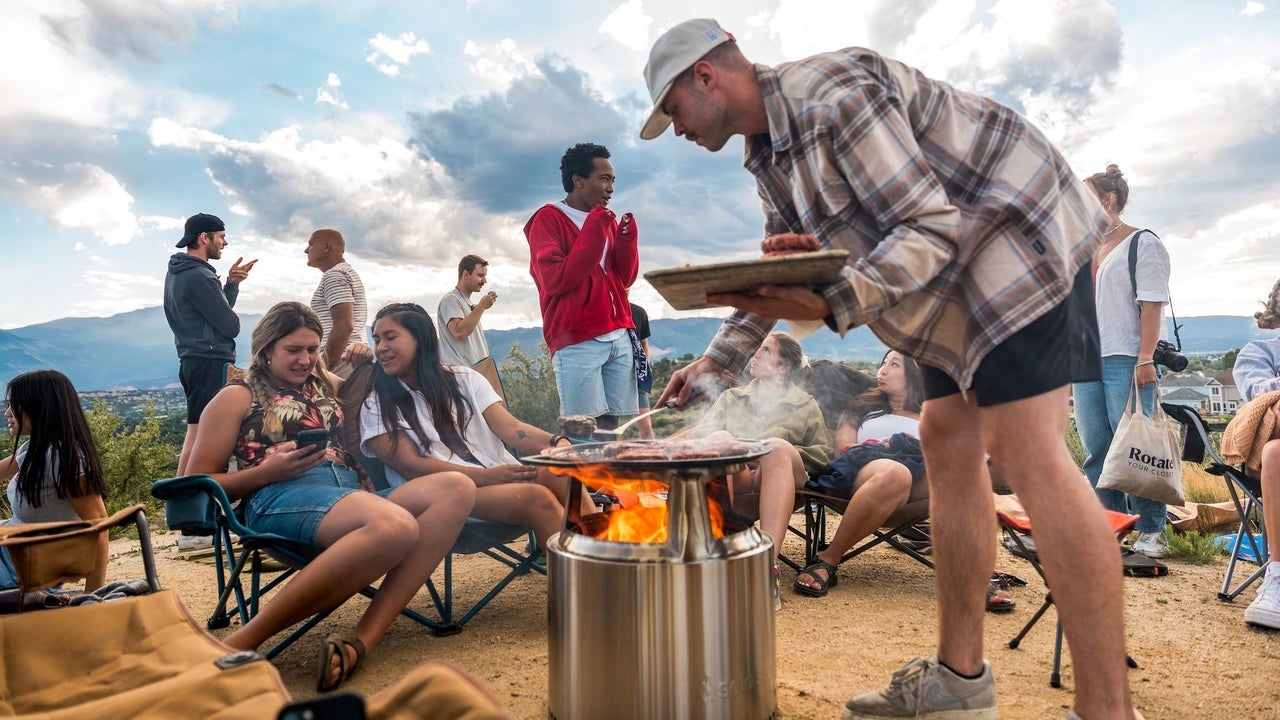 Solo Stove's Best-Selling Fire Pits Are Up to $150 Off for Labor